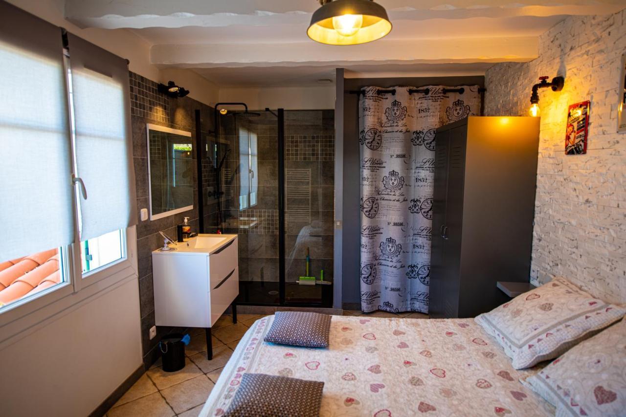 Chambre D'Hotes Villa De La Sueur Au Bonheur La Bouilladisse Exteriör bild